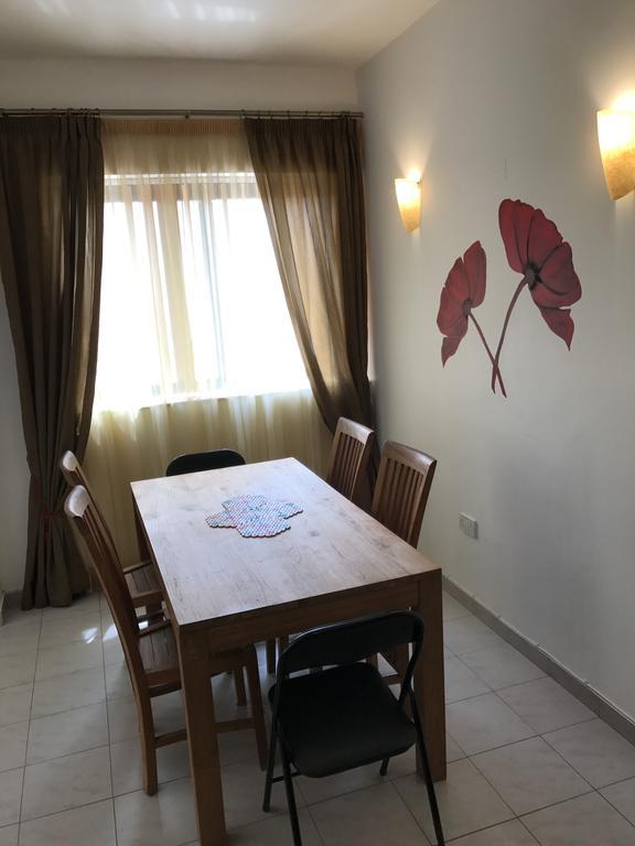 Swieqi Semi Detached Maisonette San Ġiljan Kültér fotó